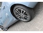 Volvo V40 T2 123PK Nordic+ | Org. NL | Standkachel | PDC Achter | Verw. Voorstoelen | Climate Control | Trekhaak |