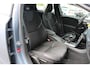 Volvo V40 T2 123PK Nordic+ | Org. NL | Standkachel | PDC Achter | Verw. Voorstoelen | Climate Control | Trekhaak |