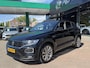 Volkswagen T-Roc 1.5 TSI Sport Business R VOLLEDIG DIGITAAL INSTRUMENTENPANEEL | PANORAMADAK | CAMERA | NAVIGATIE | MULTIMEDIA | LED VERLICHTING | DODEHOEK DETECTIE  | ADAPTIEVE CRUISE CONTROL | SFEER VERLICHTING | PARKEERSENSOREN | R-LINE