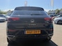 Volkswagen T-Roc 1.5 TSI Sport Business R VOLLEDIG DIGITAAL INSTRUMENTENPANEEL | PANORAMADAK | CAMERA | NAVIGATIE | MULTIMEDIA | LED VERLICHTING | DODEHOEK DETECTIE  | ADAPTIEVE CRUISE CONTROL | SFEER VERLICHTING | PARKEERSENSOREN | R-LINE