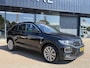 Volkswagen T-Roc 1.5 TSI Sport Business R VOLLEDIG DIGITAAL INSTRUMENTENPANEEL | PANORAMADAK | CAMERA | NAVIGATIE | MULTIMEDIA | LED VERLICHTING | DODEHOEK DETECTIE  | ADAPTIEVE CRUISE CONTROL | SFEER VERLICHTING | PARKEERSENSOREN | R-LINE