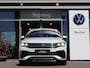 Volkswagen Tiguan 1.4 TSI 245 pk DSG eHybrid R-Line | Trekhaak | 360 Camera | LED Matrix | ACC | Stoel + Stuurverwarming | Oryx White | Side Assist | Elektrische Klep |