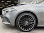 Mercedes-Benz A-klasse 180 Business Solution - Navigatie / Apple CarPlay I Sport interieur I PDC I LED I 85.000 KM - Dealer ond.