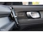 Volvo XC40 2.0 T5 AWD R-Design | Zwenkbare trekhaak | 2.100 Kg Trekgewicht | Panorama dak | Blis | Harman Kardon | 360 Camera |