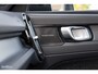 Volvo XC40 2.0 T5 AWD R-Design | Zwenkbare trekhaak | 2.100 Kg Trekgewicht | Panoramadak | Blis | Harman Kardon | 360 Camera |