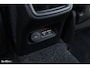 Volvo XC40 2.0 T5 AWD R-Design | Zwenkbare trekhaak | 2.100 Kg Trekgewicht | Panoramadak | Blis | Harman Kardon | 360 Camera |