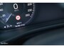 Volvo XC40 2.0 T5 AWD R-Design | Zwenkbare trekhaak | 2.100 Kg Trekgewicht | Panorama dak | Blis | Harman Kardon | 360 Camera |
