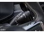 Volvo XC40 2.0 T5 AWD R-Design | Zwenkbare trekhaak | 2.100 Kg Trekgewicht | Panorama dak | Blis | Harman Kardon | 360 Camera |