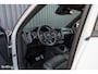 Volvo XC40 2.0 T5 AWD R-Design | Zwenkbare trekhaak | 2.100 Kg Trekgewicht | Panoramadak | Blis | Harman Kardon | 360 Camera |