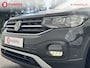 Volkswagen T-Cross 1.0 TSI Style Business Automaat Trekhaak | Achteruitrijcamera | Stoelverwarming | DAB Audio