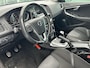 Volvo V40 2.0 T3 Nordic+ Climate control, Cruise control, Verwarmde stoelen voor, Parkeerverwarming, Full Led verlichting, Volvo On Call,