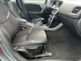 Volvo V40 2.0 T3 Nordic+ Climate control, Cruise control, Verwarmde stoelen voor, Parkeerverwarming, Full Led verlichting, Volvo On Call,