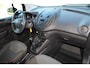 Ford Transit Courier 1.5-75pk TDCI Economy Edition. Handige nette bedrijfswagen, slechts 68.000km ! Airco, telefoonvoorbereiding, metallic lak, USB, schuifdeur rechts etc.