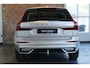 Volvo XC60 2.0 T6 Plug-in hybrid AWD Plus Dark | 360° Parkeercamera | Parkeersensoren voor + achter | Google infotainment | Stoelverwarming | Stuurwielverwarming |