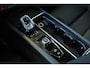 Volvo XC60 2.0 T6 Plug-in hybrid AWD Plus Dark | 360° Parkeercamera | Parkeersensoren voor + achter | Google infotainment | Stoelverwarming | Stuurwielverwarming |