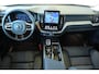 Volvo XC60 2.0 T6 Plug-in hybrid AWD Plus Dark | 360° Parkeercamera | Parkeersensoren voor + achter | Google infotainment | Stoelverwarming | Stuurwielverwarming |
