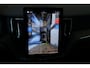 Volvo XC60 2.0 T6 Plug-in hybrid AWD Plus Dark | 360° Parkeercamera | Parkeersensoren voor + achter | Google infotainment | Stoelverwarming | Stuurwielverwarming |