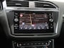 Volkswagen Tiguan 1.4 TSI 4Motion R-Line 150PK DSG | Panoramadak | Trekhaak | Lederen bekleding | Stoelverwarming | Spiegelpakket | Led plus  | Stoelverwarming
