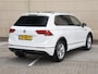 Volkswagen Tiguan 1.4 TSI 4Motion R-Line 150PK DSG | Panoramadak | Trekhaak | Lederen bekleding | Stoelverwarming | Spiegelpakket | Led plus  | Stoelverwarming
