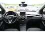 Mercedes-Benz B-klasse 180 Ambition Automaat | Trekhaak | Xenon | PDC
