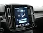 Volvo XC40 T5 Ultimate Dark PHEV 262pk Dealer O.H. | Trekhaak Af Fabriek | Panodak | 360 Camera | Harman & Kardon | Lederen Sportstoelen Memory & Verwarmd | Cruise Control | Apple Carplay | Navigatie | Stuur Verwarmd | Keyless | DAB |