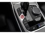 BMW 3-Serie Touring 330i High Exe. M Sport / M340 uitgevoerd / Leder&Alcantara / CarPlay / 19'' / Parkeerhulp V+A / Stoelverwarming / Sportstoelen / DAB / Cruise Control
