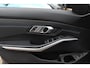 BMW 3-Serie Touring 330i High Exe. M Sport / M340 uitgevoerd / Leder&Alcantara / CarPlay / 19'' / Parkeerhulp V+A / Stoelverwarming / Sportstoelen / DAB / Cruise Control