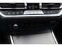 BMW 3-Serie Touring 330i High Exe. M Sport / M340 uitgevoerd / Leder&Alcantara / CarPlay / 19'' / Parkeerhulp V+A / Stoelverwarming / Sportstoelen / DAB / Cruise Control