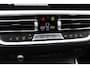 BMW 3-Serie Touring 330i High Exe. M Sport / M340 uitgevoerd / Leder&Alcantara / CarPlay / 19'' / Parkeerhulp V+A / Stoelverwarming / Sportstoelen / DAB / Cruise Control