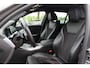 BMW 3-Serie Touring 330i High Exe. M Sport / M340 uitgevoerd / Leder&Alcantara / CarPlay / 19'' / Parkeerhulp V+A / Stoelverwarming / Sportstoelen / DAB / Cruise Control