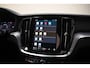 Volvo V60 2.0 B4 197pk Essential Edition Aut. [ LED Camera Stoel-en stuurverwarming ]