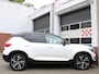 Volvo XC40 2.0 T4 190PK R-Design Automaat /NAVI/Panoramadak/Trekhaak/Cruise control/PDC/20'LM/Leder/Camera/LED/NAP!