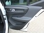 Volvo XC40 2.0 T4 190PK R-Design Automaat /NAVI/Panoramadak/Trekhaak/Cruise control/PDC/20'LM/Leder/Camera/LED/NAP!