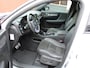 Volvo XC40 2.0 T4 190PK R-Design Automaat /NAVI/Panoramadak/Trekhaak/Cruise control/PDC/20'LM/Leder/Camera/LED/NAP!