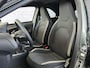 Toyota Aygo X 1.0 VVT-i MT Pulse Carplay Stoelverwarming ACC Keyless Bi-Tone