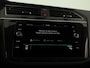 Volkswagen Tiguan 1.5 TSI R-Line Business | Panoramadak | Camera | Black Style | Stoelverwarming | Navigatie |