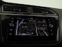 Volkswagen Tiguan 1.5 TSI R-Line Business | Panoramadak | Camera | Black Style | Stoelverwarming | Navigatie |