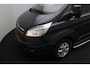 Ford Transit Custom 290 2.2 TDCI L2H1 Limited DC 2014 | 1e Eigenaar | Navigatie | Airco | Cruise Control | Airco | Parkeersensoren | Boekjes | 2 Sleutels | Regensensor | Verwarmde Voorruit | Nationale Autopas