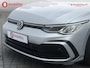 Volkswagen Golf 1.5 TSI Highline Trekhaak Achteruitrijcamera | Stoel/Stuurverwarming | Navigatie | DAB Audio | Apple CarPlay