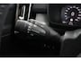Volvo XC40 1.5 T4 Recharge Inscription Expression |  Stoel + Stuurverwarming | Trekhaak | Cruise Control | High Performance Audio | Parkassist |