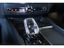 Volvo XC60 T6 Plug-in hybrid AWD Plus Black Edition | Luchtvering | Head-Up Display | 360º Camera | Schuif/Kantel-Panoramadak | Google Infotainment | 21" Lichtmetalen Wielen |
