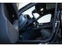 Volvo XC60 T6 Plug-in hybrid AWD Plus Black Edition | Luchtvering | Head-Up Display | 360º Camera | Schuif/Kantel-Panoramadak | Google Infotainment | 21" Lichtmetalen Wielen |
