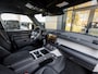 Land Rover Defender 110 P300e 110 S | Gloss Black Pack | Koelbox | 20" Style 5098 Satin Dark Grey | Afneembare trekhaak | Panoramisch schuif-/kanteldak