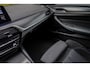 BMW 5-Serie 520d High Executive Aut. | Facelift | M-Pakket | Schuif-Kanteldak | Dealeronderhouden | Adap. Cruise | HUD | DAB |