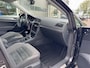 Volkswagen Golf 1.5 TSI R-line Trekhaak Camera Massage Carplay Mooi uitgevoerd!