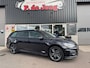 Volkswagen Golf 1.5 TSI R-line Trekhaak Camera Massage Carplay Mooi uitgevoerd!