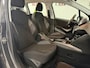Peugeot 2008 1.2 PureTech Active/ AUTOMAAT/ 3e EIG/ dealeronderhouden/ 1jaar apk/ navi/ pdc/ zeer netto auto.