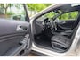 Mercedes-Benz GLA 200 Ambition Aut. | Panoramadak | Xenon | Orig. NL | Historie | 19 Inch Lichtmetaal | Navigatie | NAP |