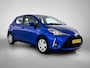 Toyota Yaris 1.5 Hybrid Design Red | Navigatie | Climate Control |