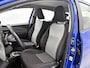 Toyota Yaris 1.5 Hybrid Design Red | Navigatie | Climate Control |